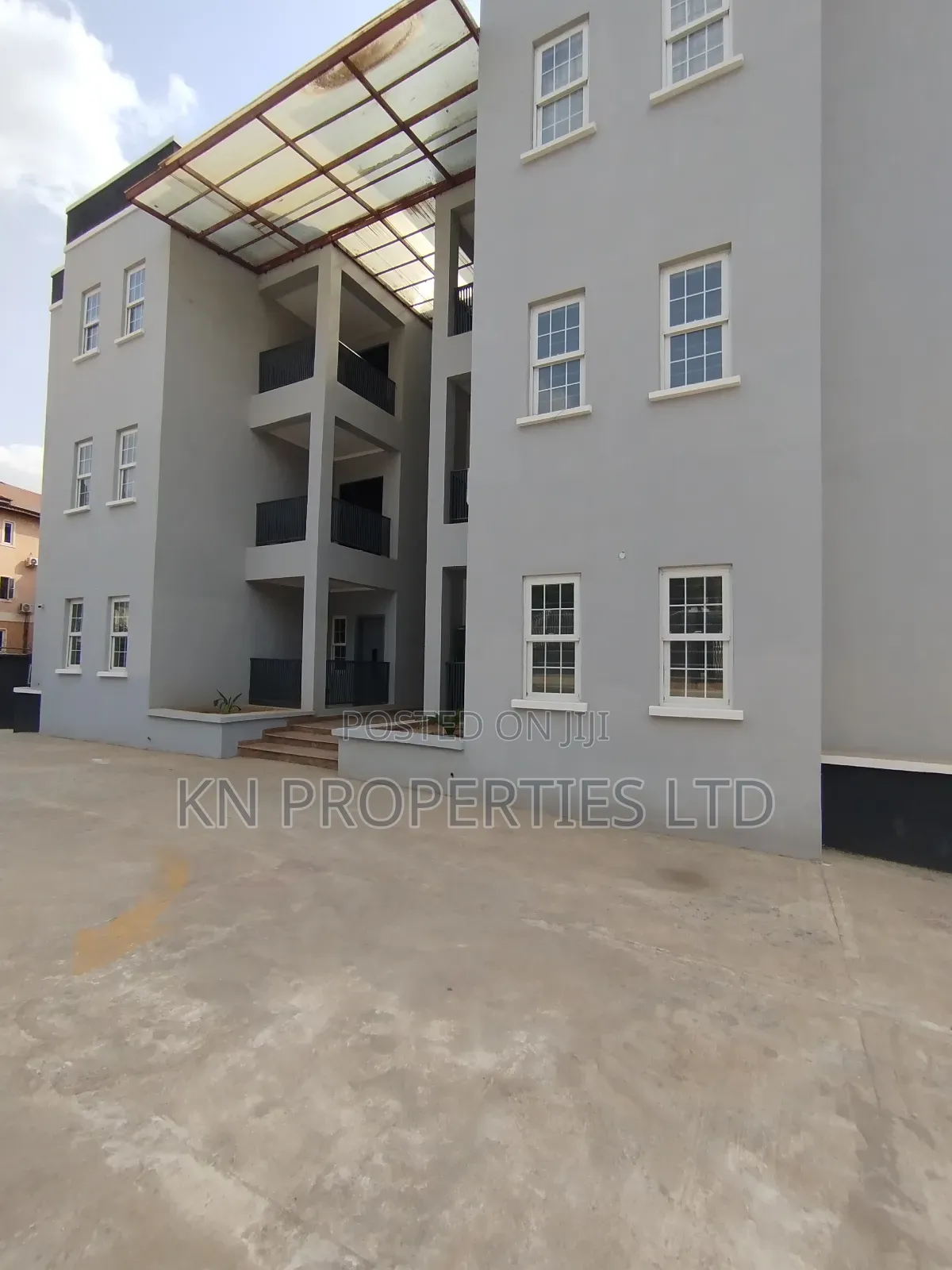 3bdrm Apartment in Kaura for rent