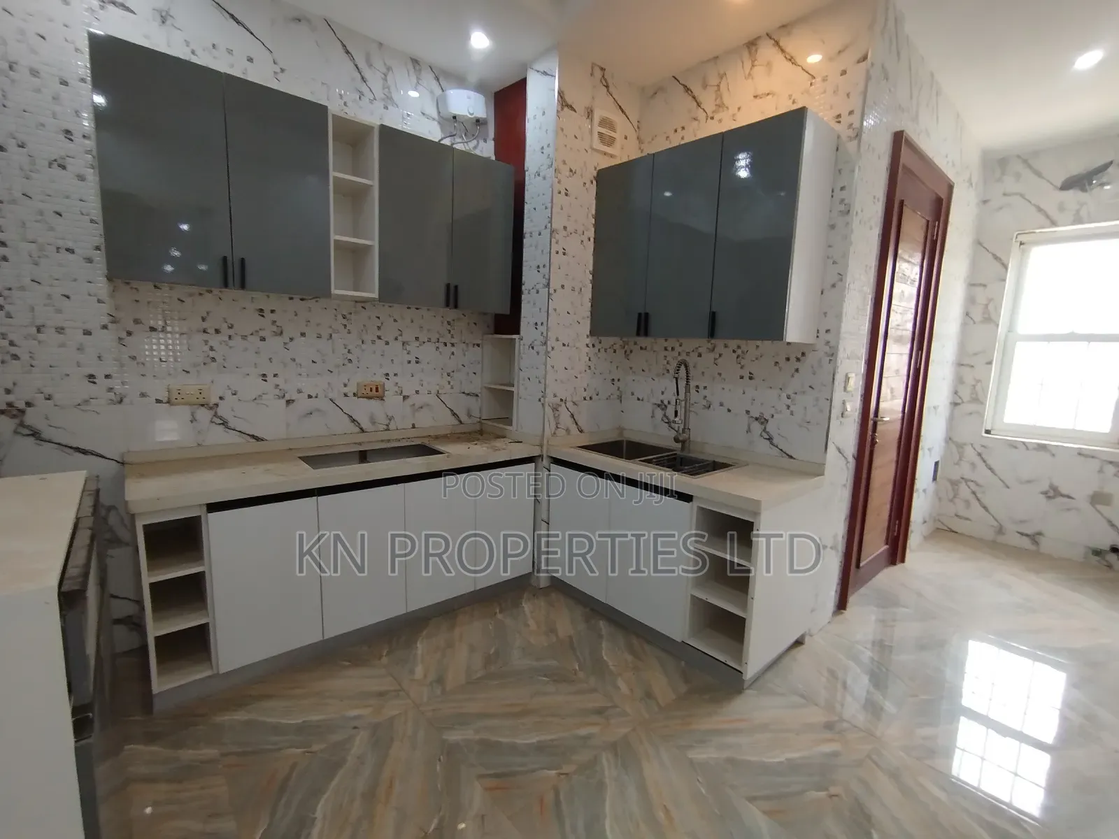 3bdrm Apartment in Kaura for rent