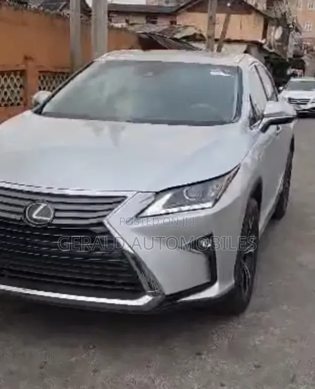 Lexus RX 350 FWD 2017 Silver