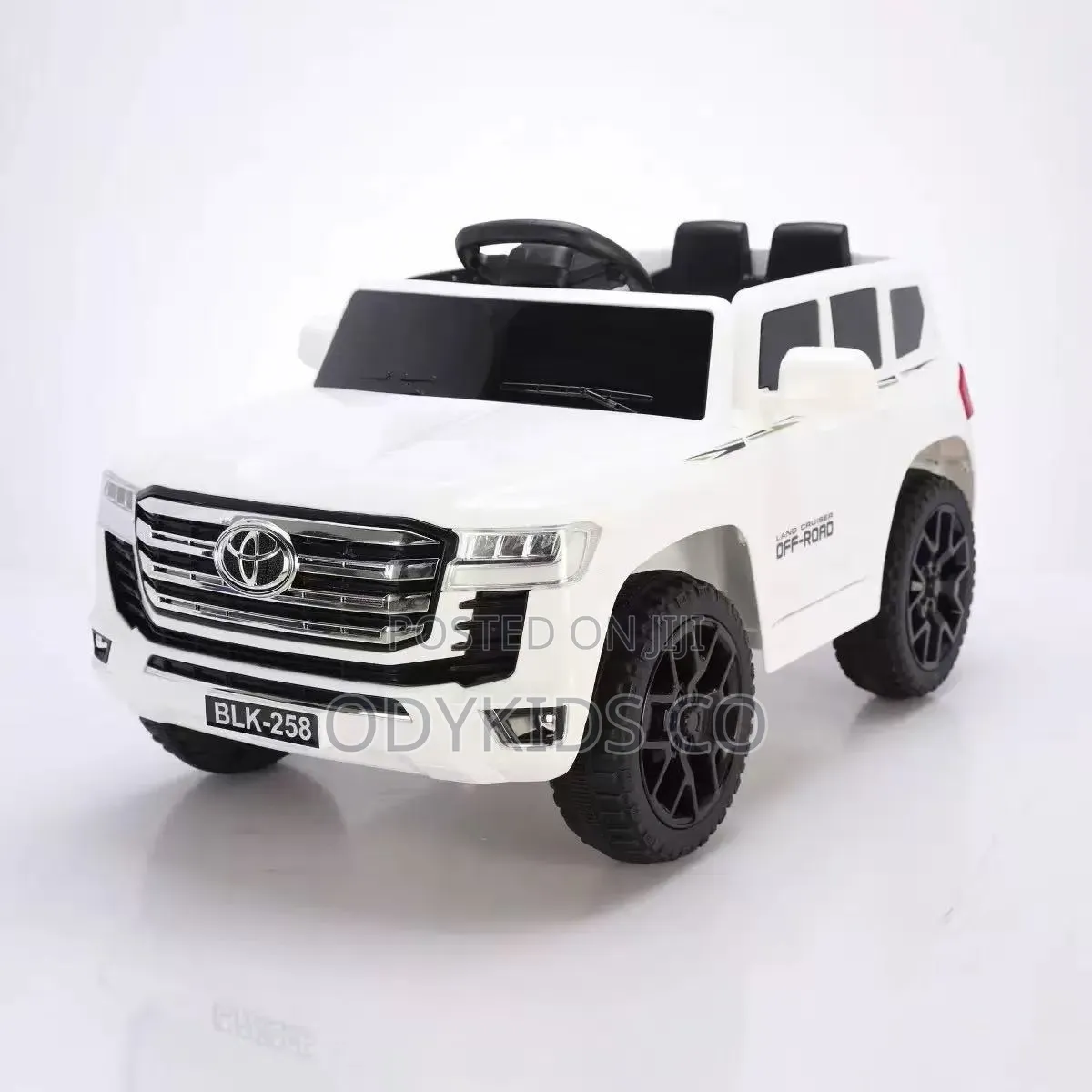 Kids Toyota Land Cruiser Rechargeable Car