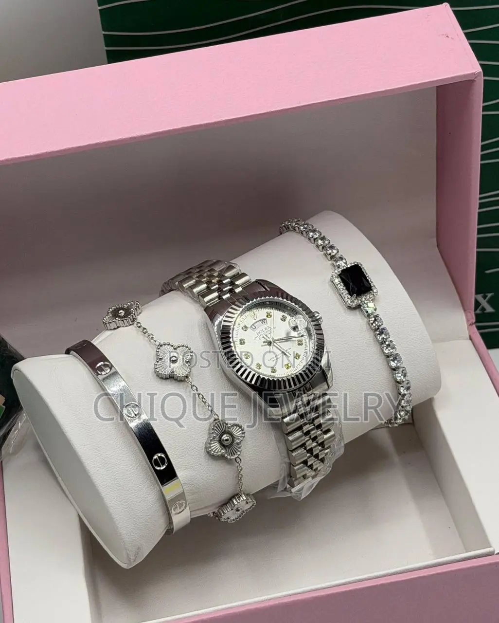 Female Jewelry Set