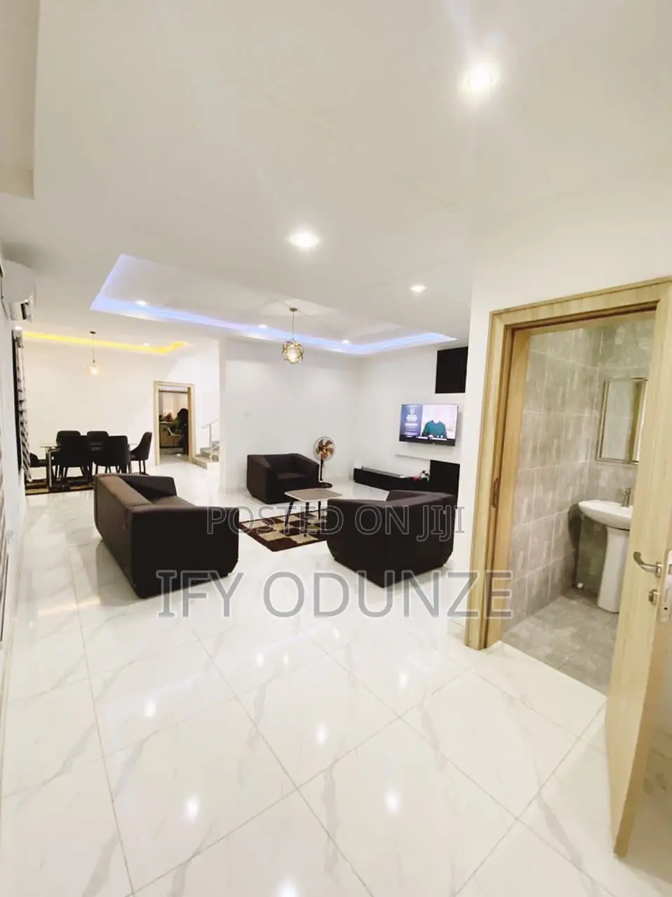 Furnished 4bdrm Townhouse / Terrace in Jahi for rent