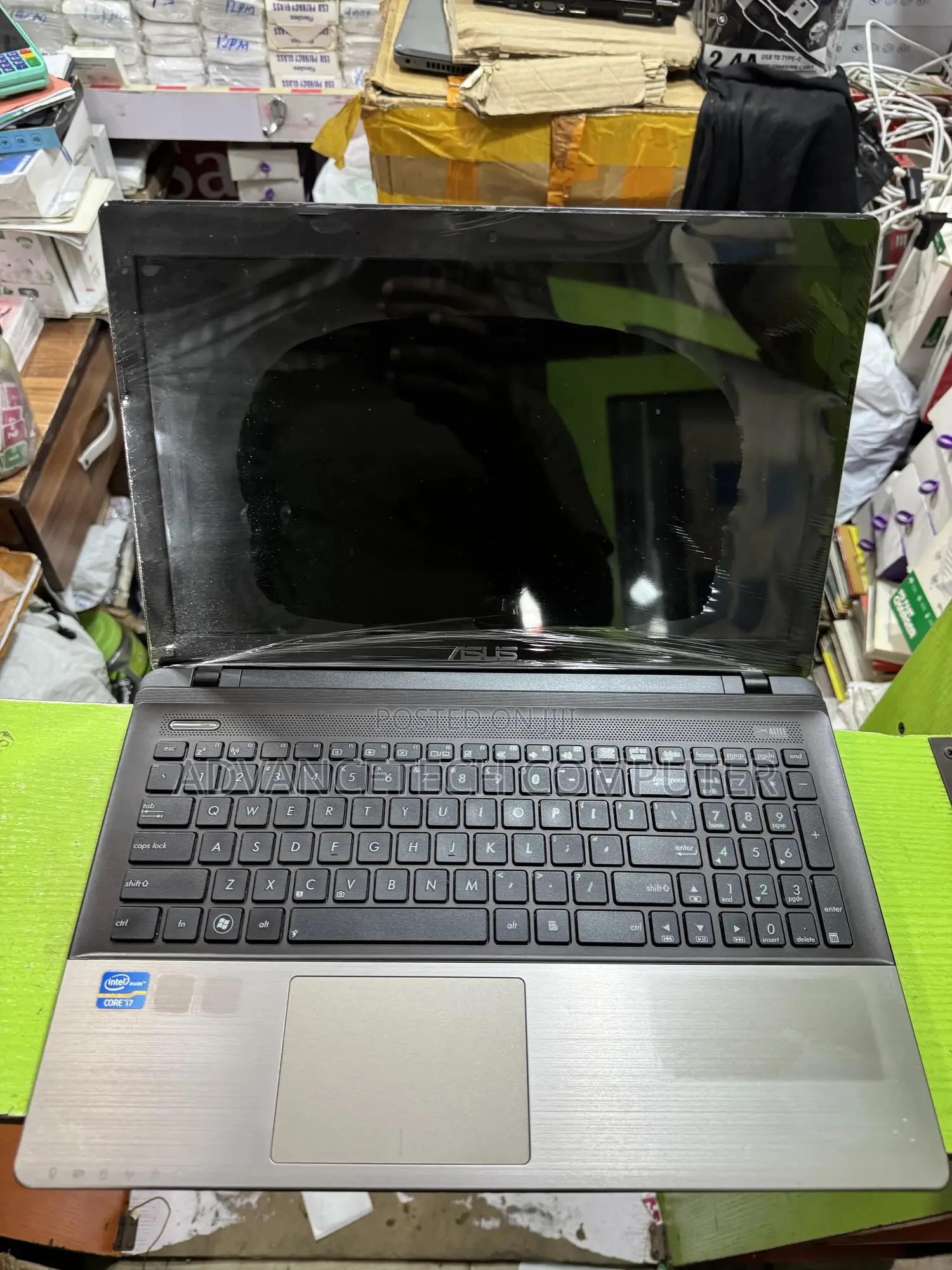 Laptop Asus A555LA 8GB Intel Core i7 HDD 500GB
