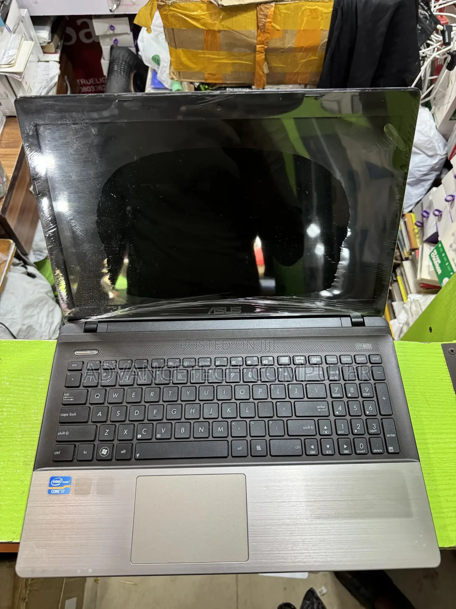 Laptop Asus A555LA 8GB Intel Core i7 HDD 500GB