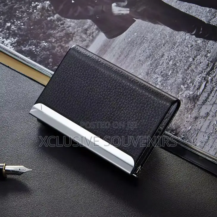 Men Luxury Leather Magnetic Lock Stainless Steel Card Holder Black