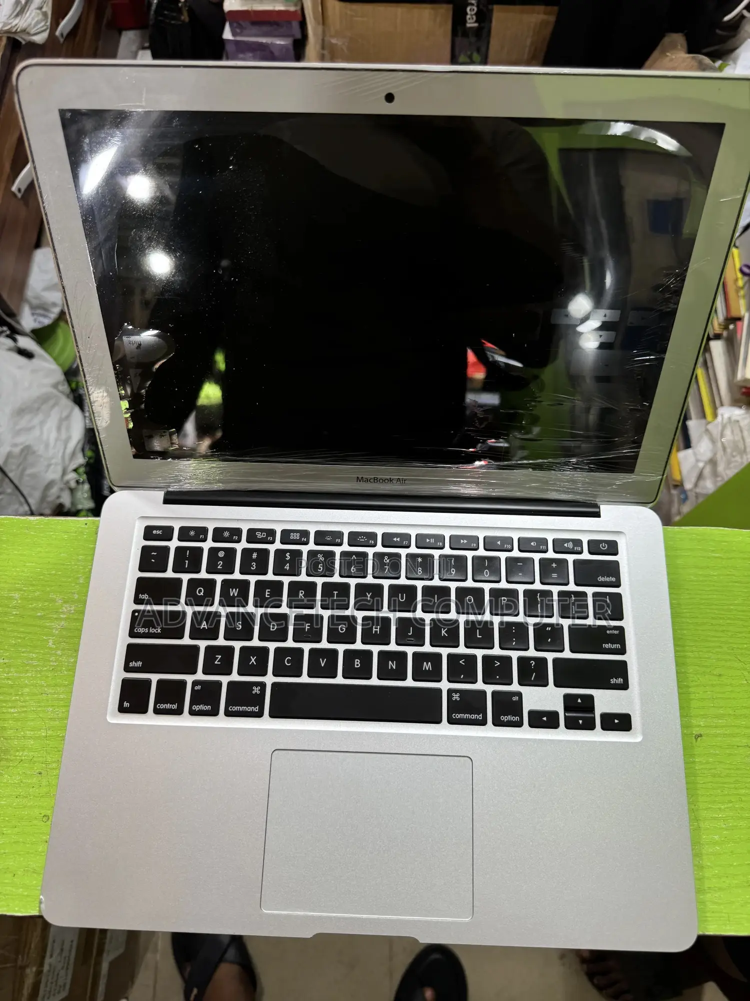 Laptop Apple MacBook Air 2015 4GB Intel Core i5 SSD 256GB