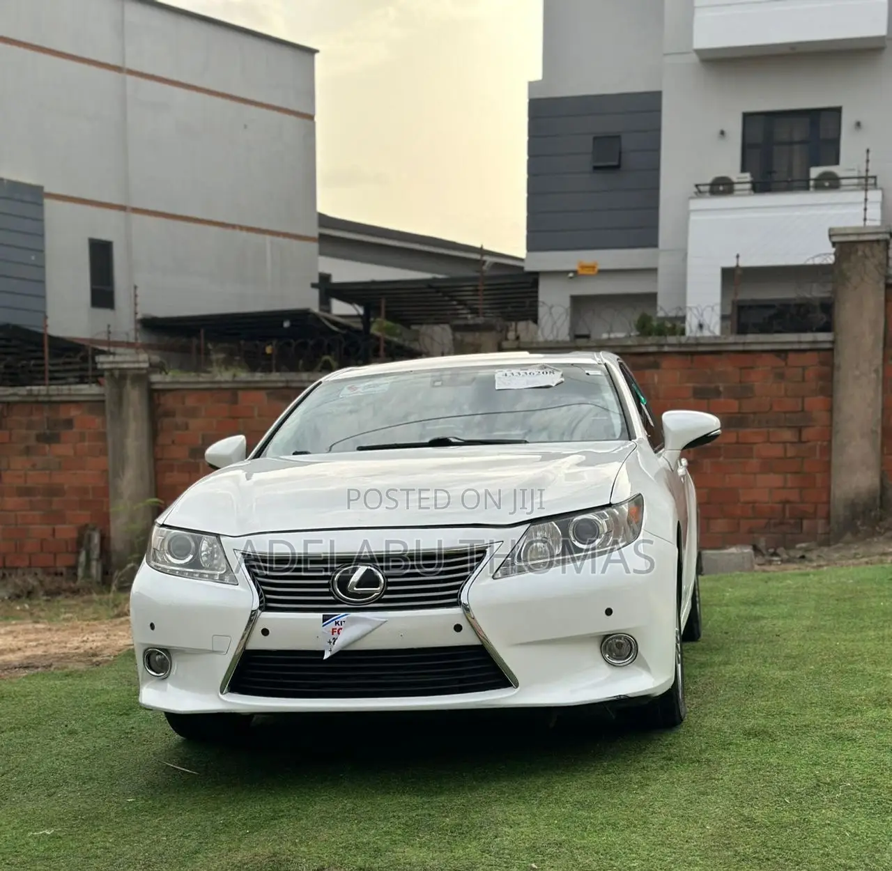 Lexus ES 350 FWD 2015 White