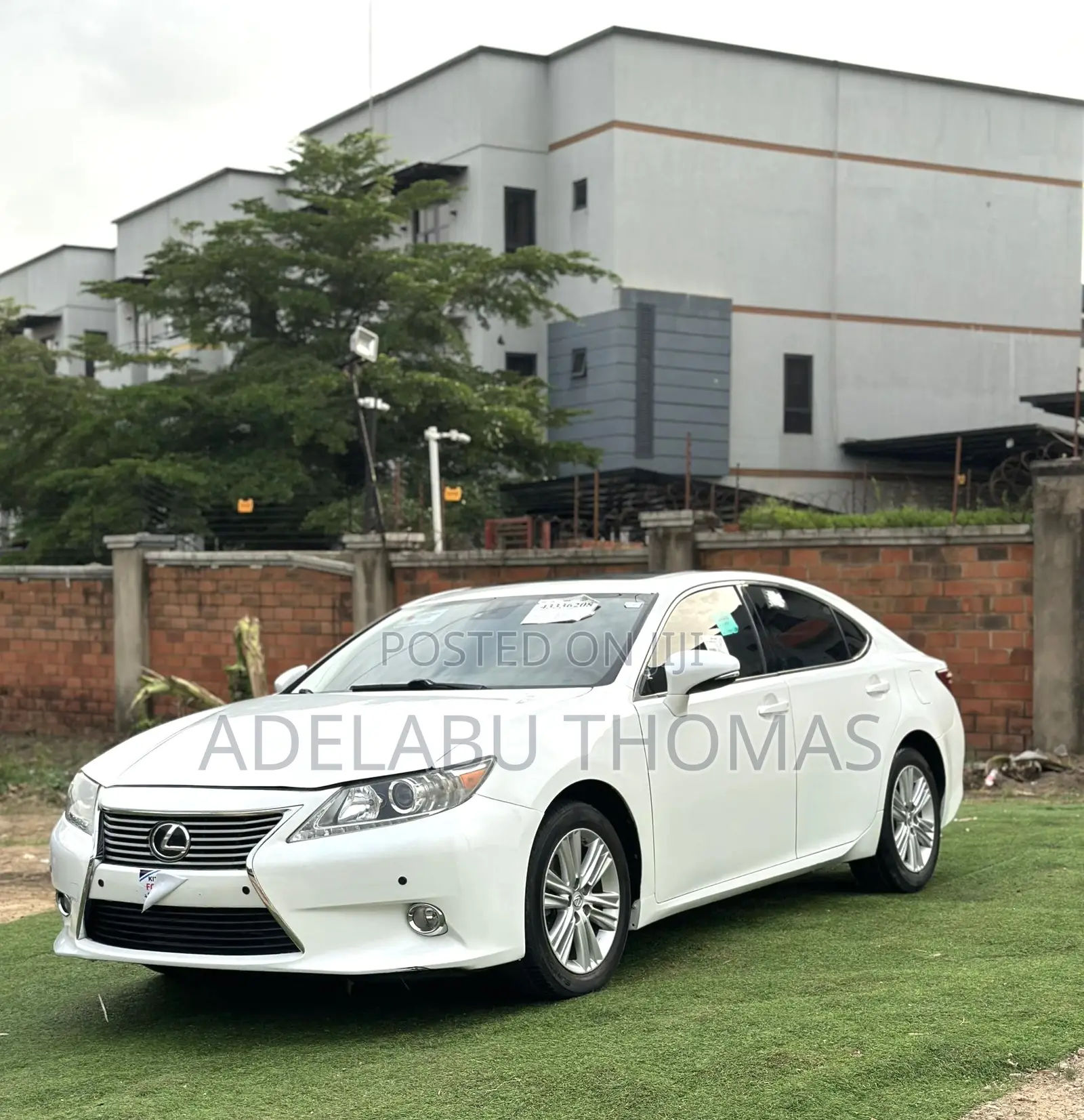 Lexus ES 350 FWD 2015 White