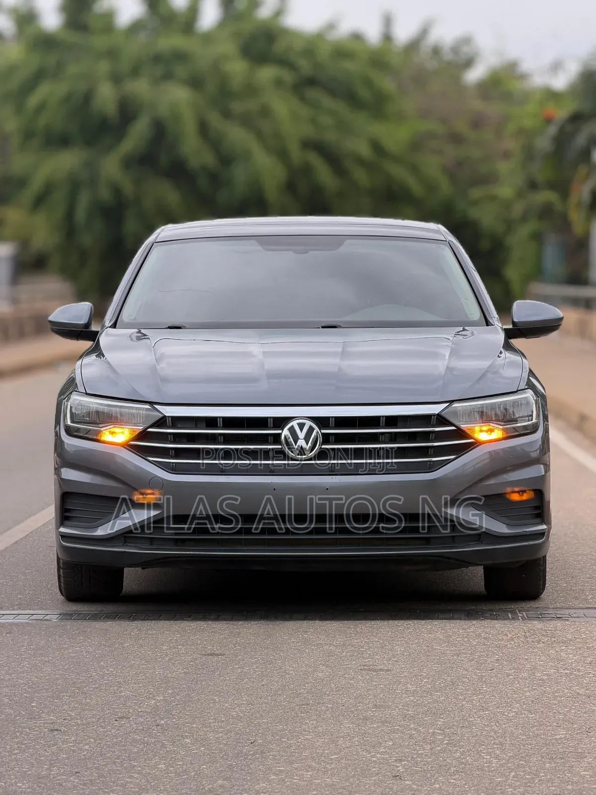Volkswagen Jetta SEL 4dr Sedan (1.8L 4cyl Turbo 6A) 2015 Gray
