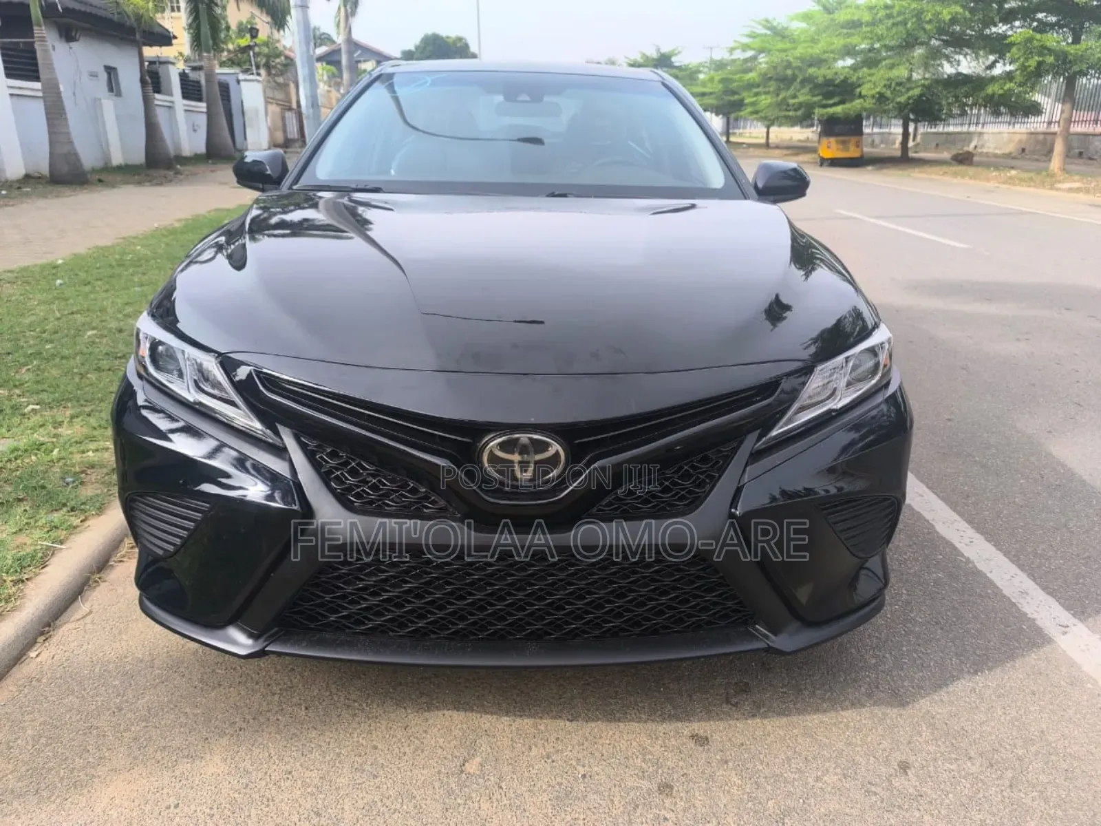 Toyota Camry SE (2.5L 4cyl 8A) 2019 Black