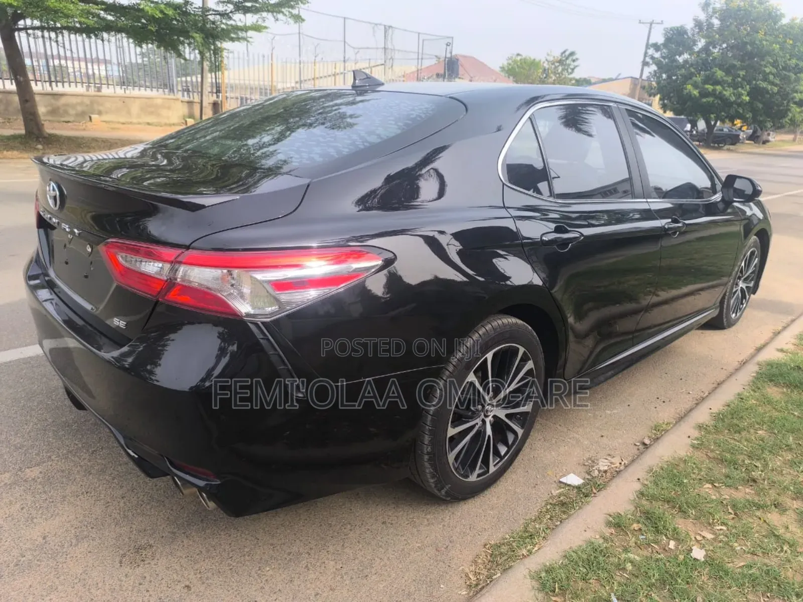 Toyota Camry SE (2.5L 4cyl 8A) 2019 Black
