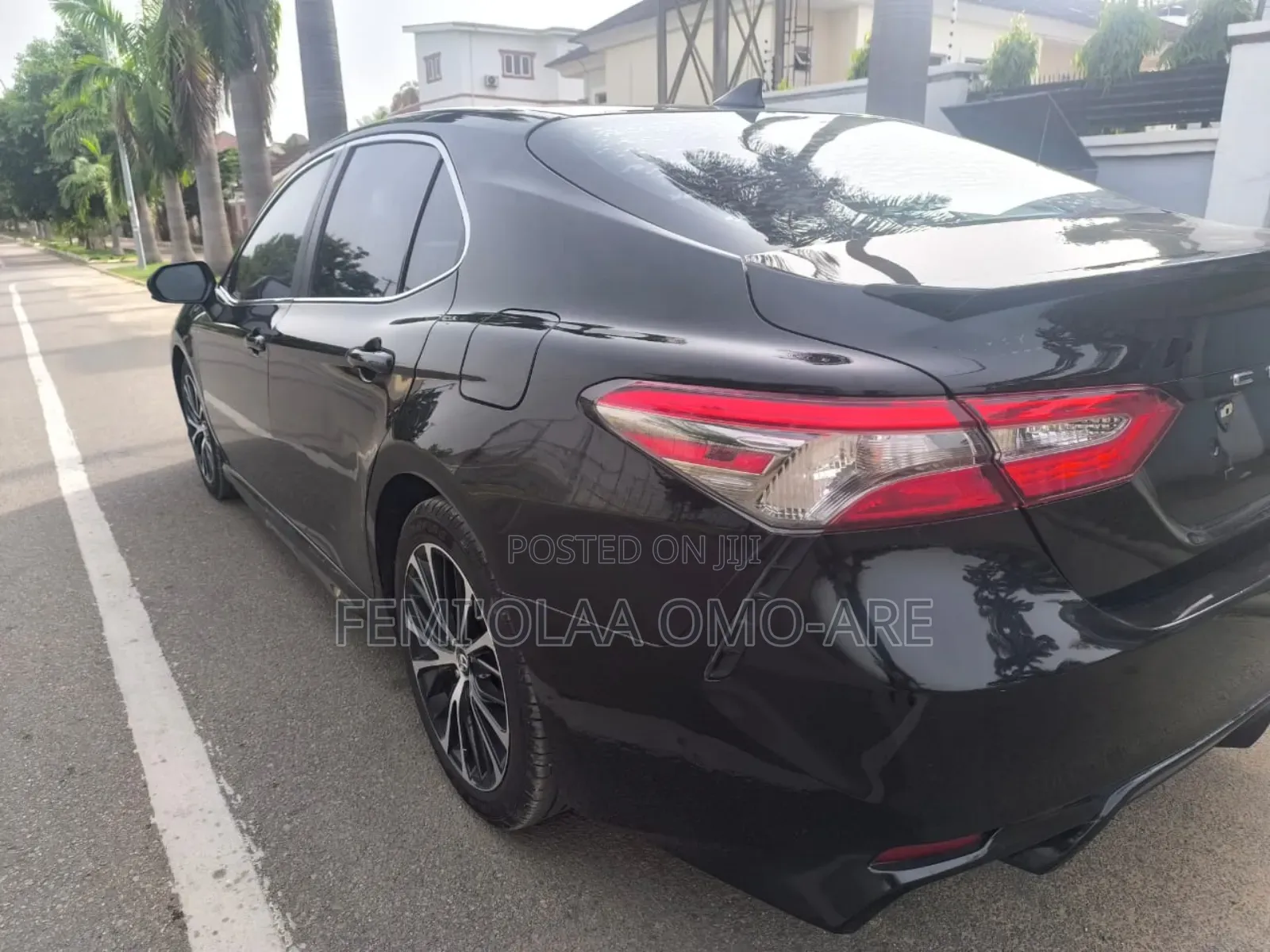 Toyota Camry SE (2.5L 4cyl 8A) 2019 Black