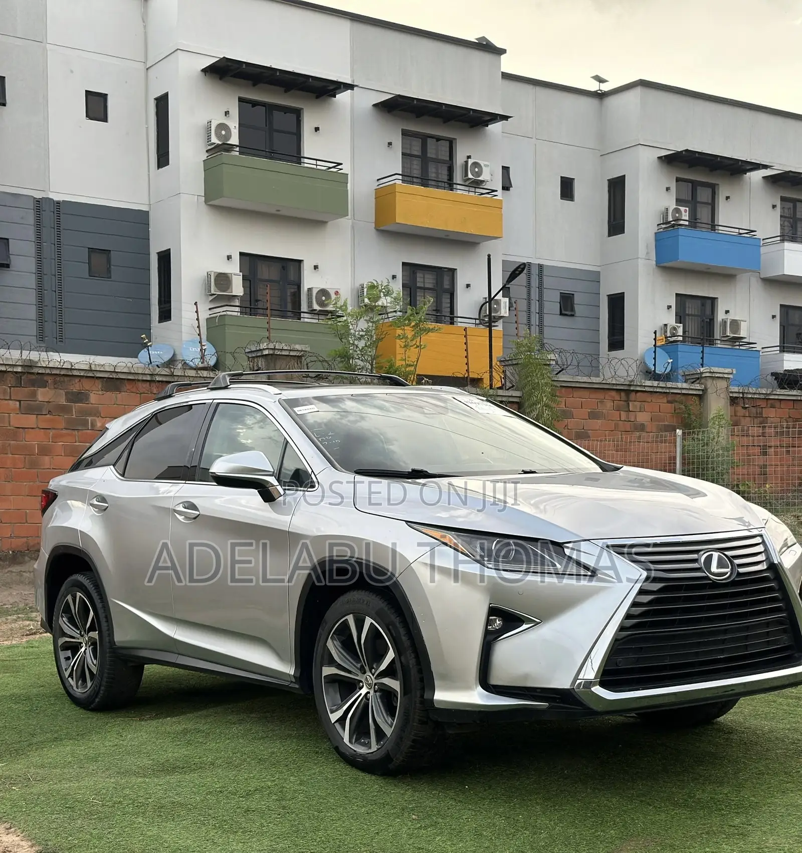 Lexus RX 350 FWD 2017 Gold