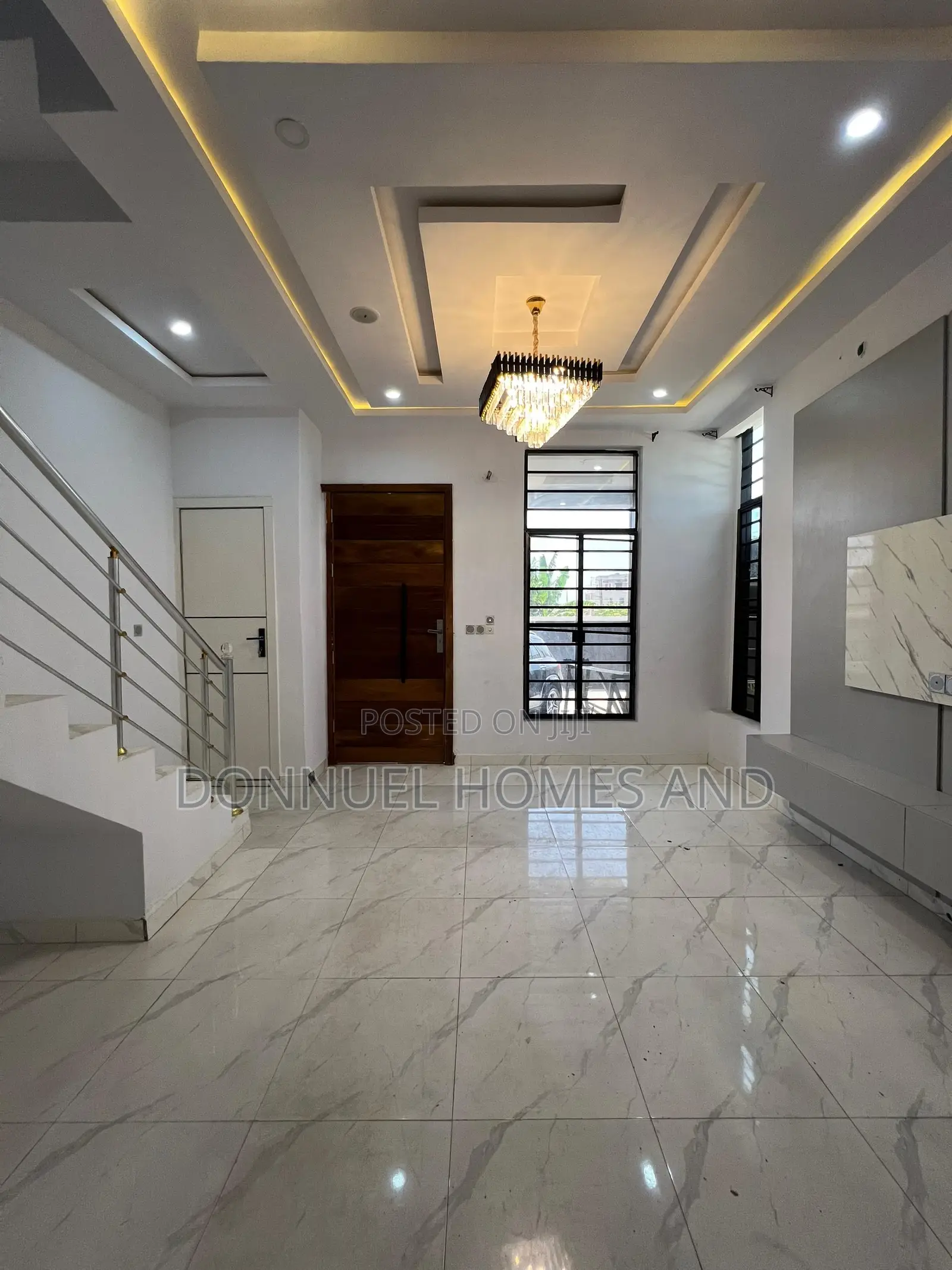 4bdrm Townhouse / Terrace in Lekki Expressway for rent