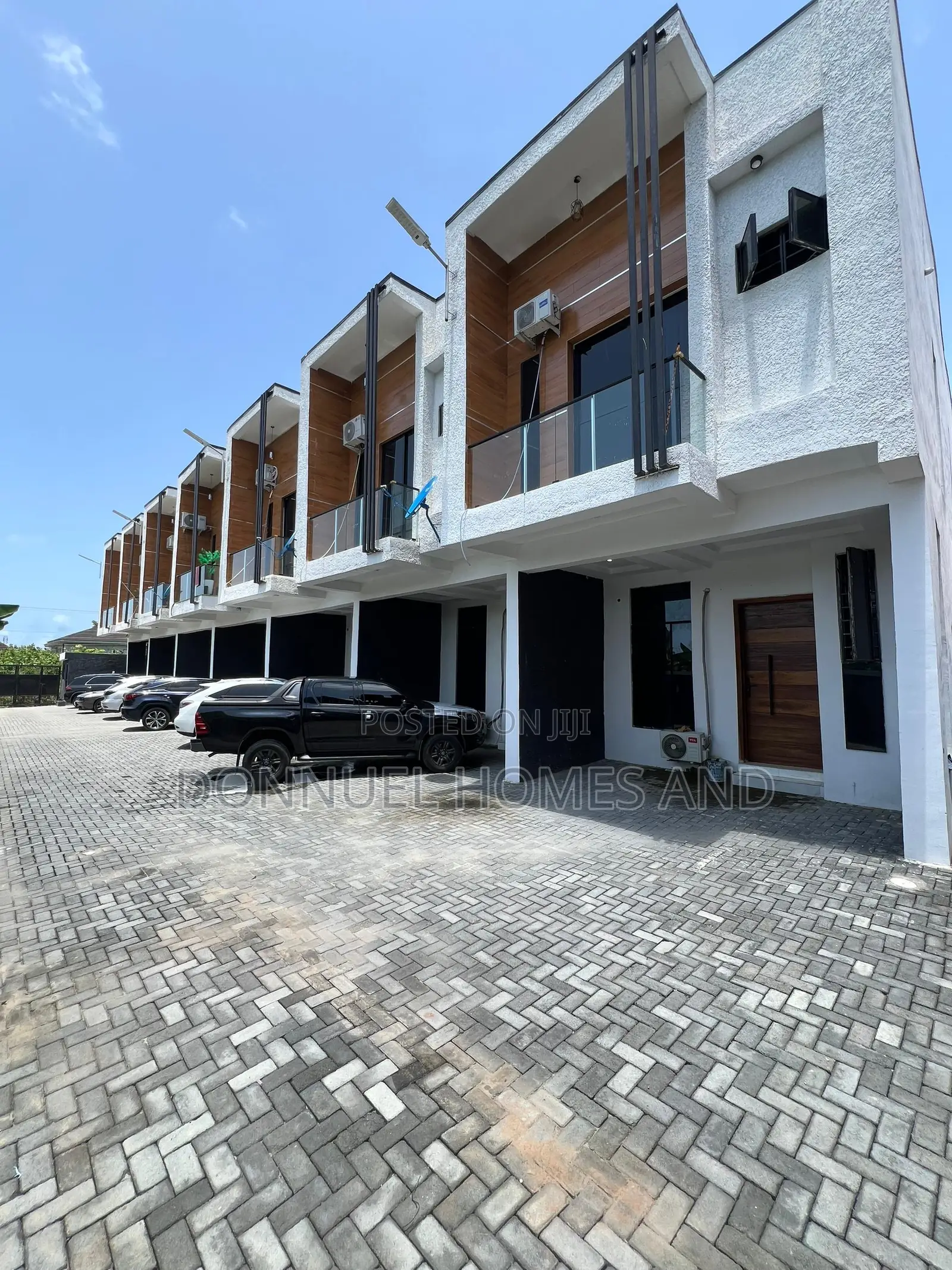 4bdrm Townhouse / Terrace in Lekki Expressway for rent