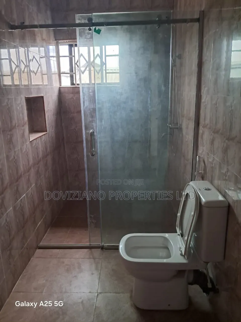3bdrm Apartment in Ikeja GRA for rent