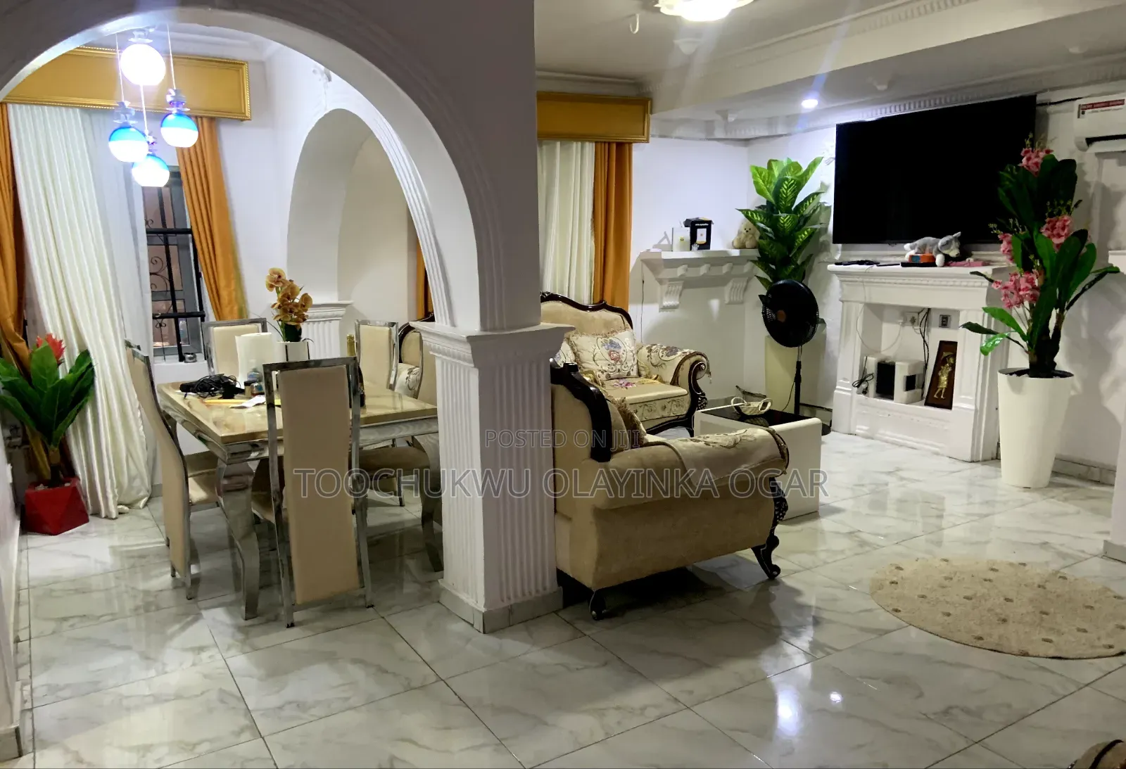 Charming 3-bedroom Duplex: Your Home Away From Home!
