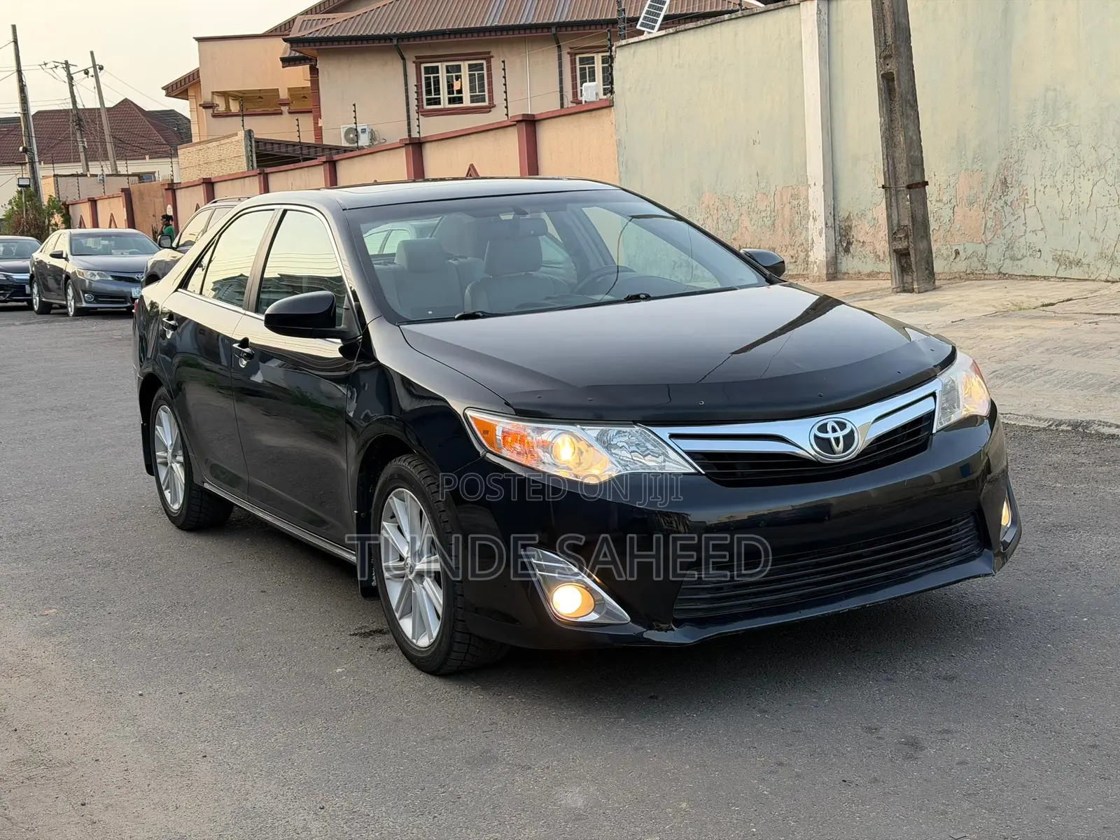 Toyota Camry XLE 4dr Sedan (2.5L 4cyl 6A) 2013 Black