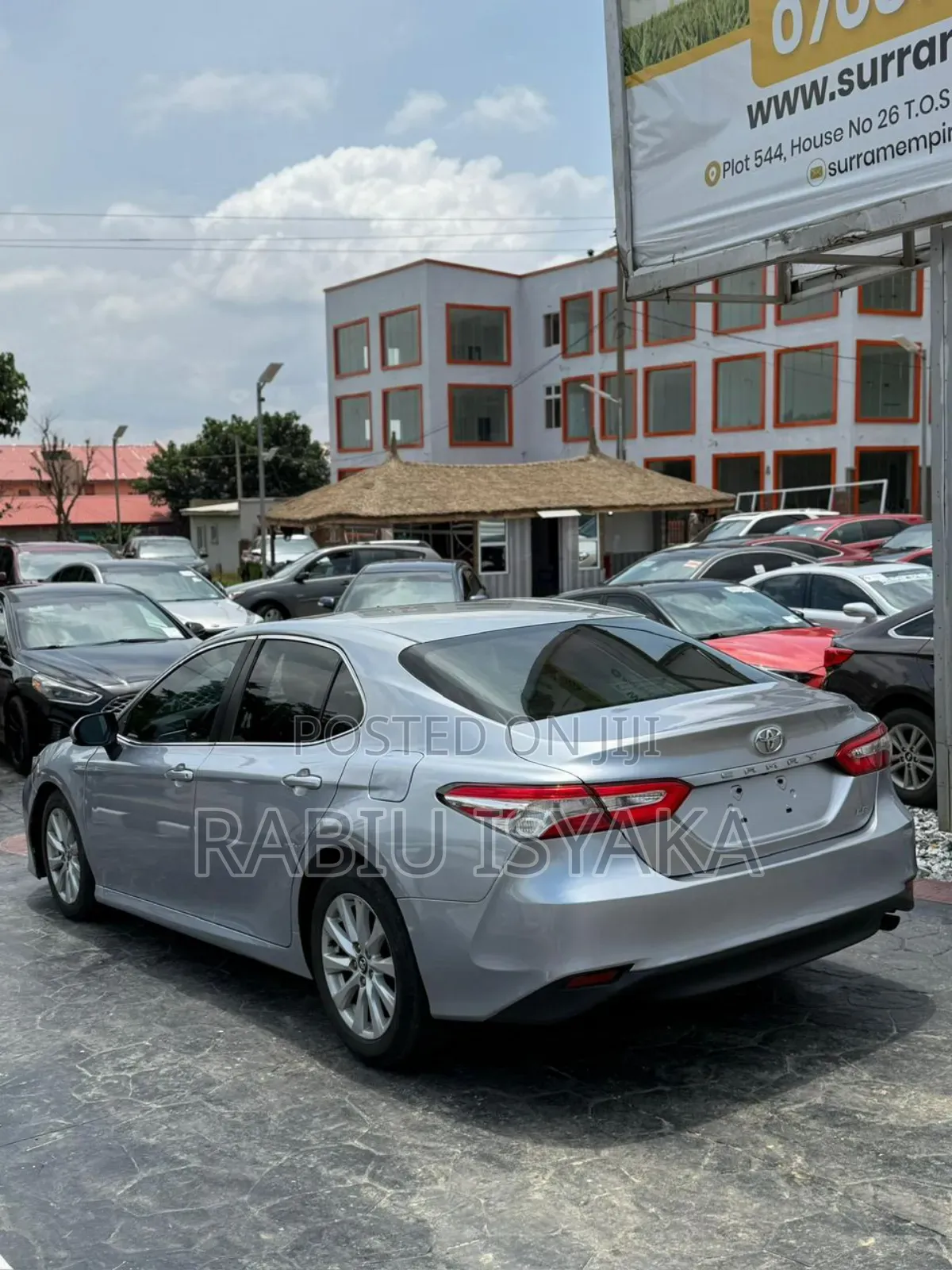 Toyota Camry 2018 Silver