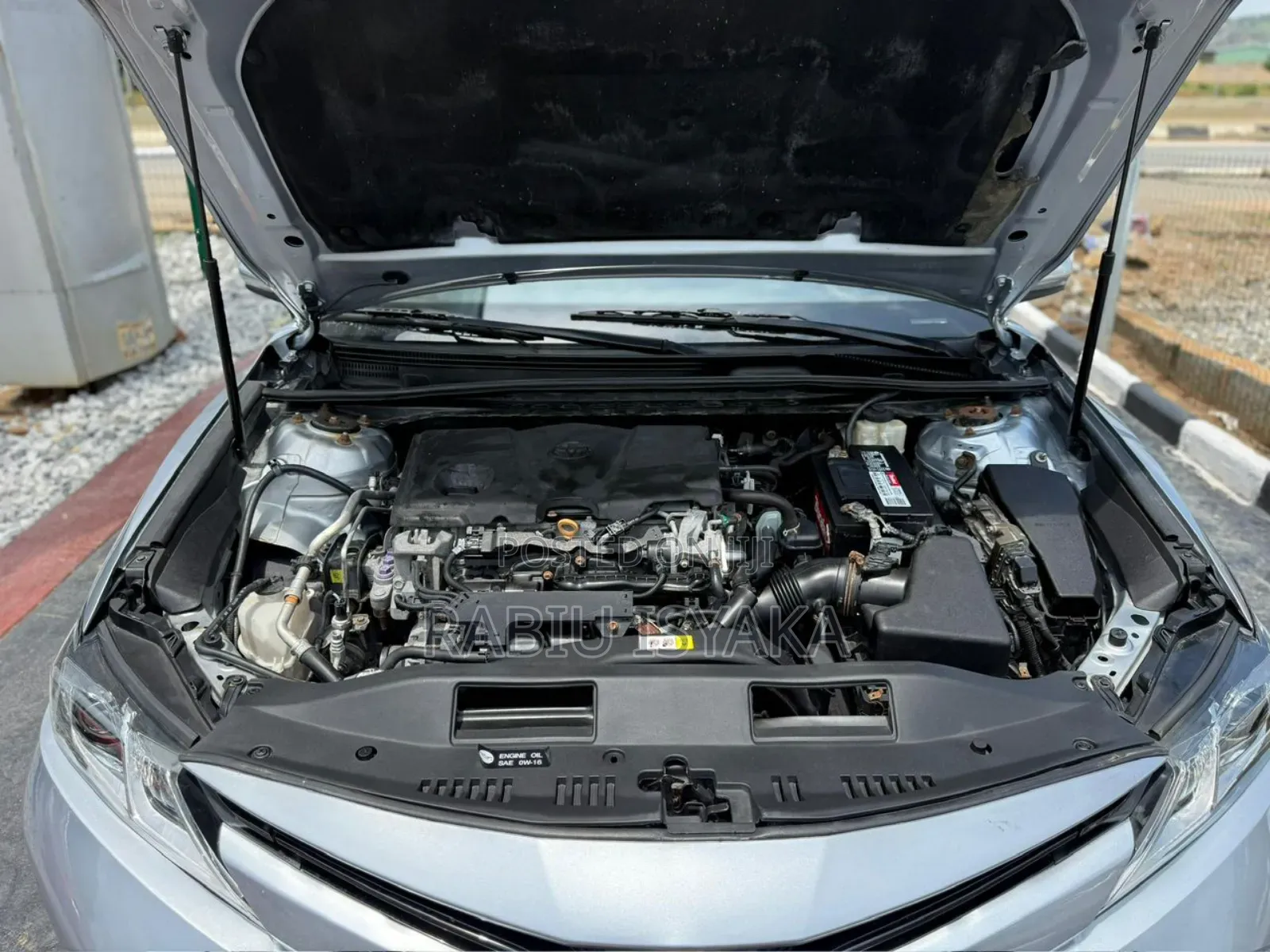 Toyota Camry 2018 Silver