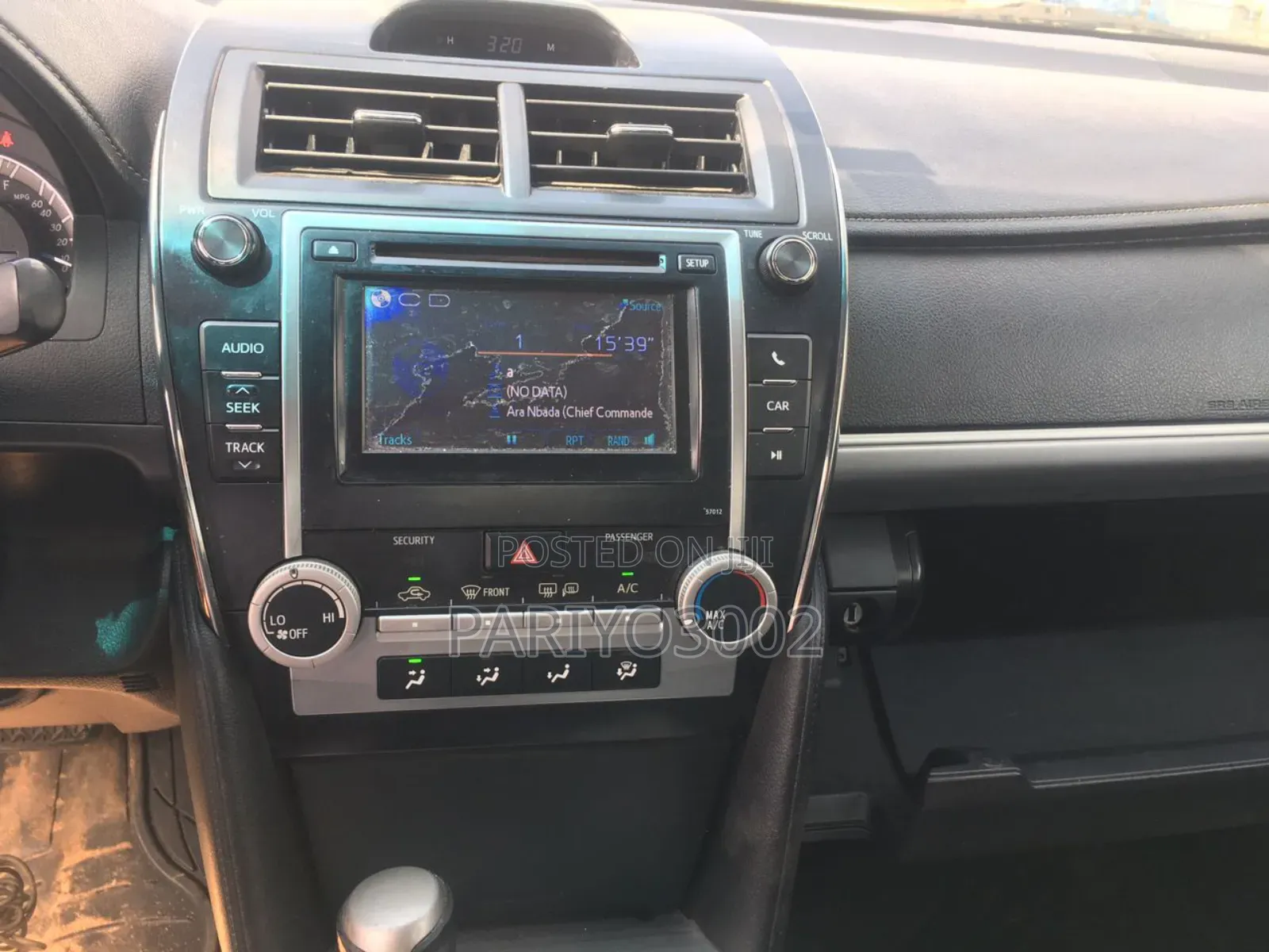 Toyota Camry SE 4dr Sedan (2.5L 4cyl 6A) 2012 Silver
