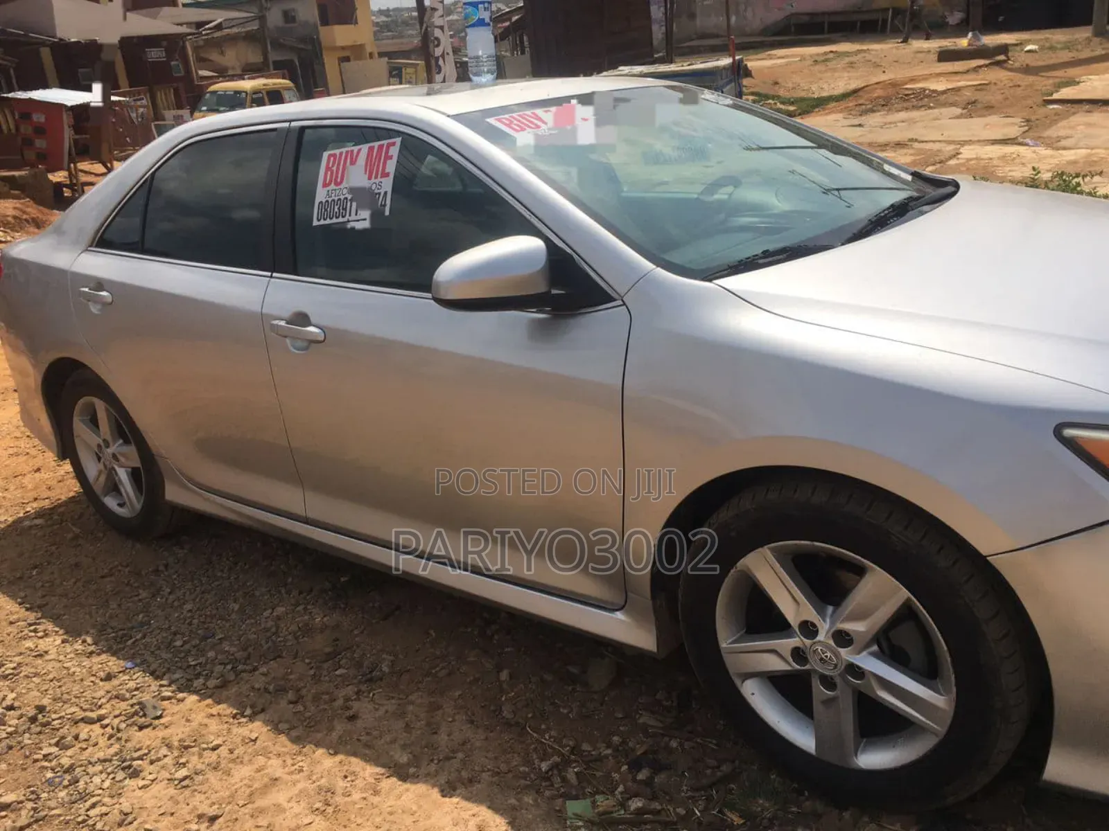 Toyota Camry SE 4dr Sedan (2.5L 4cyl 6A) 2012 Silver