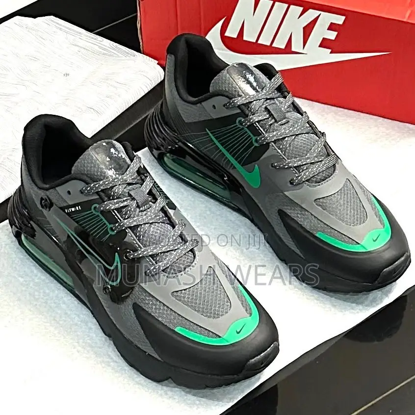 Nike Sneakers Green Stripe 40-46