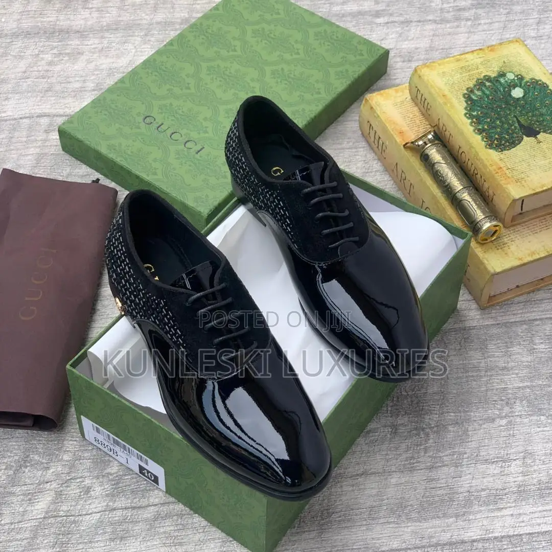 Original Gucci Brogues Lace Up Shoes for Men