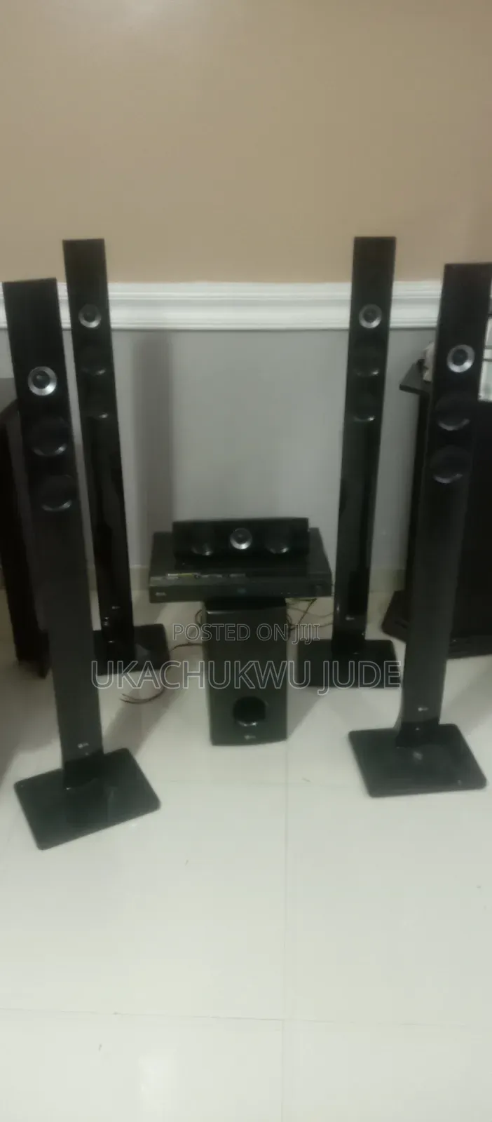 Lg 5 in 1 Bluetooth Home Theater