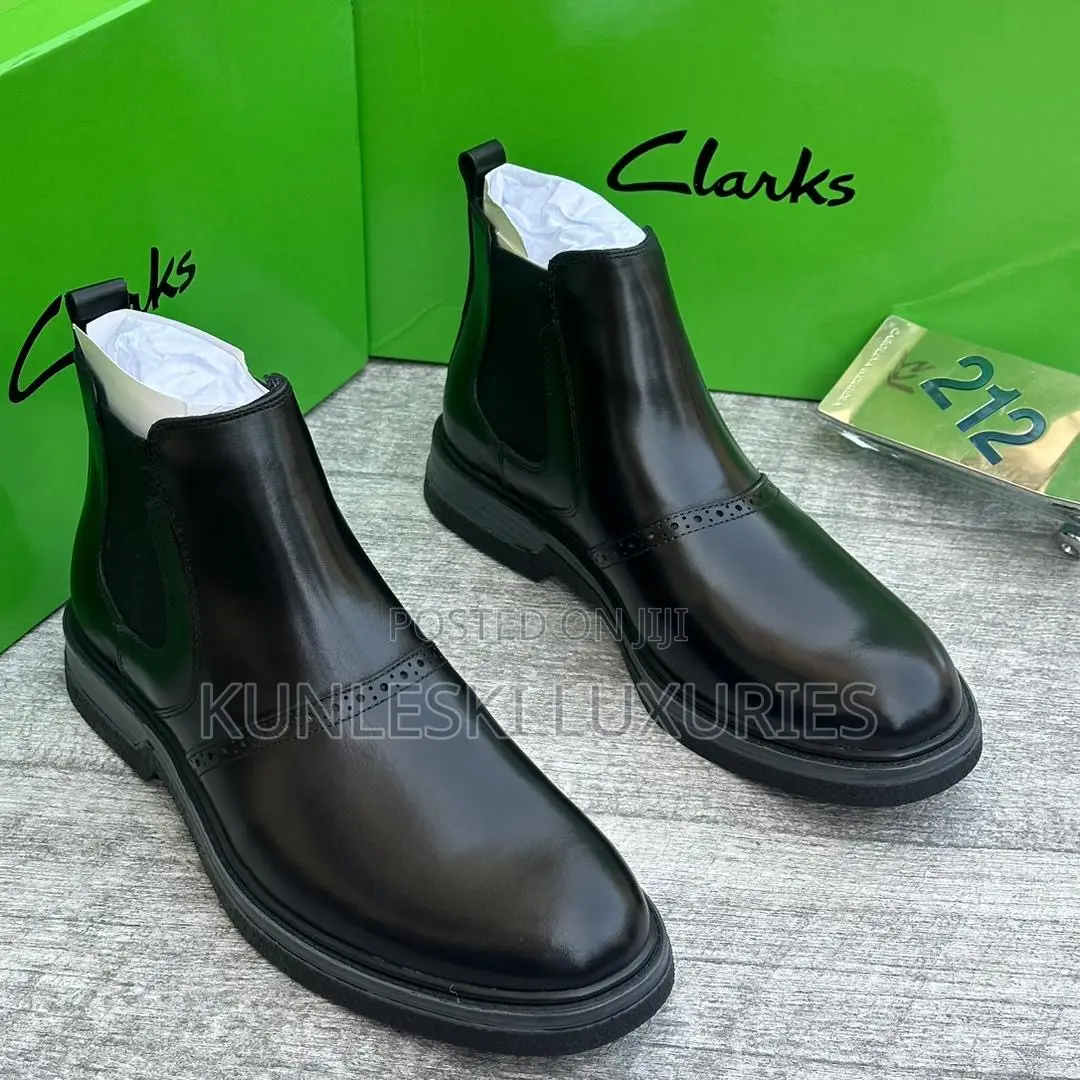 Original Clarks Ankle Leather Men’S Boots 2 Colors