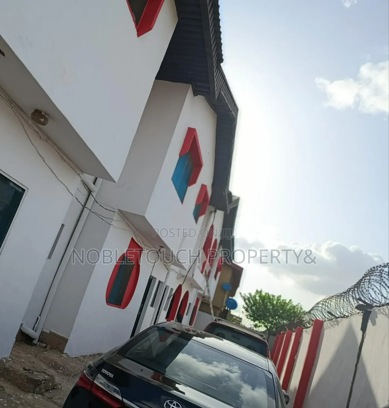3bdrm Block of Flats in Ijegun Ikotun Lagos for sale