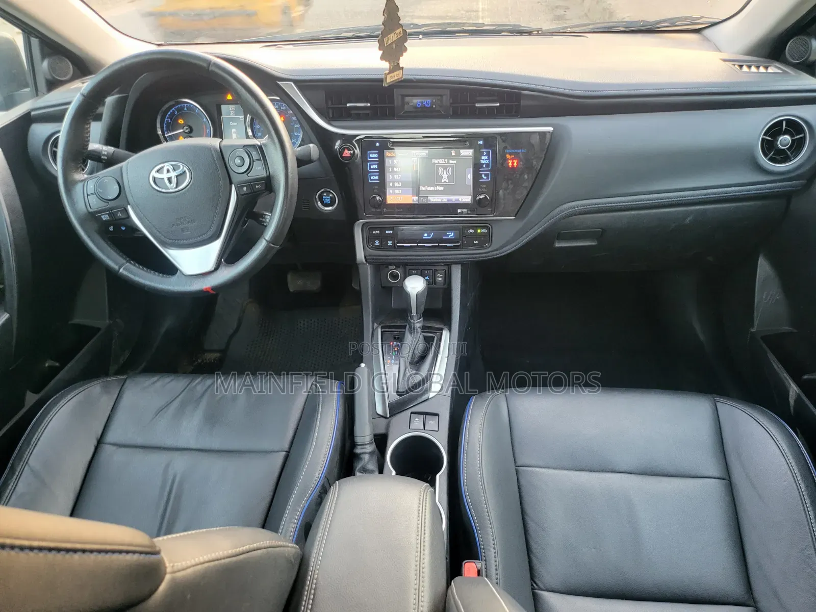 Toyota Corolla XSE (1.8L 4cyl 2A) 2018 Black