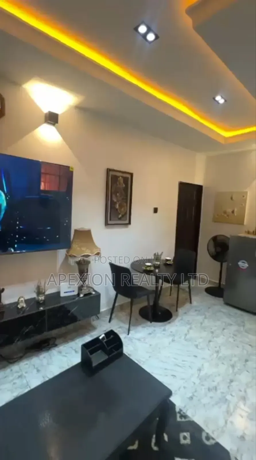 Furnished 2bdrm Apartment in Wuse Zone, New Layout for rent