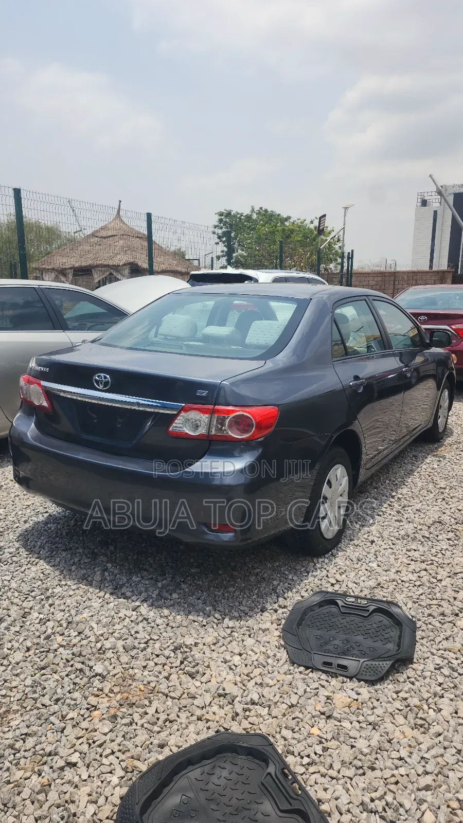 Toyota Corolla LE 4dr Sedan (1.8L 4cyl 4A) 2012 Gray