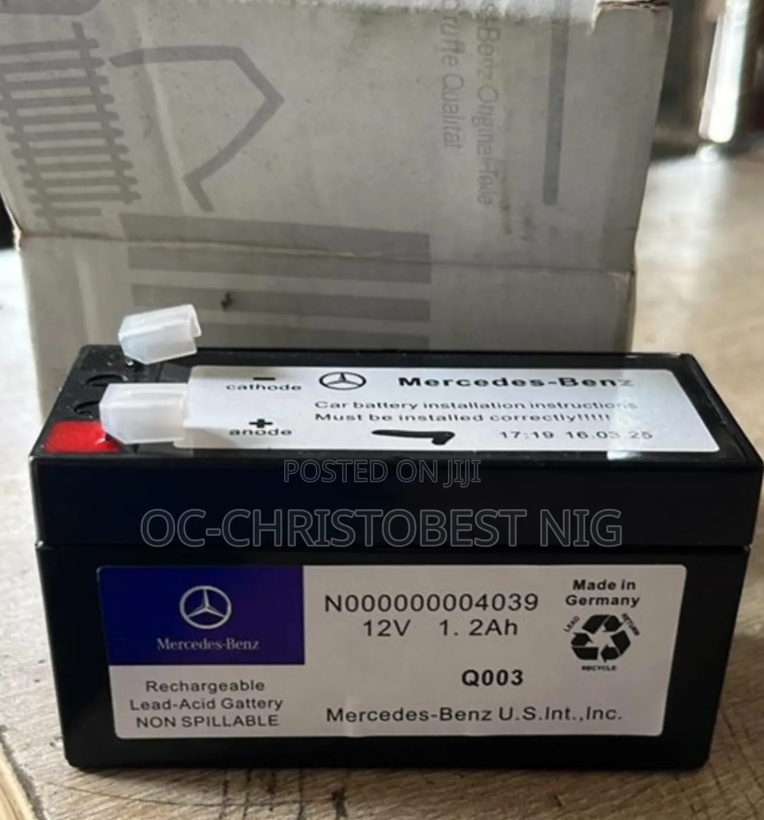Auxiliary Benz Battery