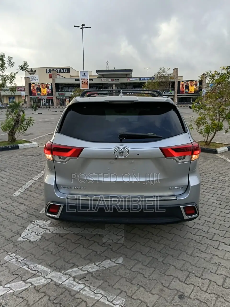 Toyota Highlander Limited 4x4 V6 (3.5L 6cyl 8A) 2018 Silver
