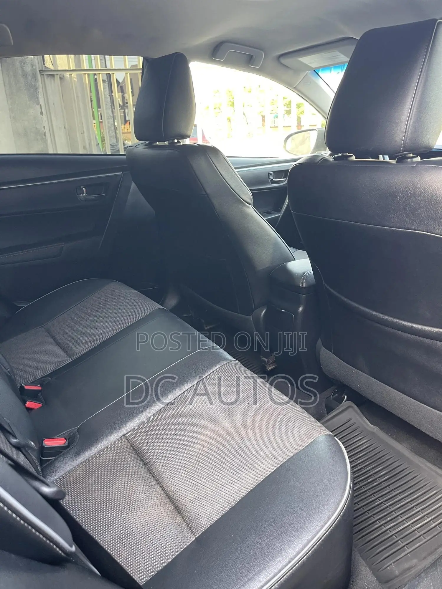 Toyota Corolla 2015 Gray