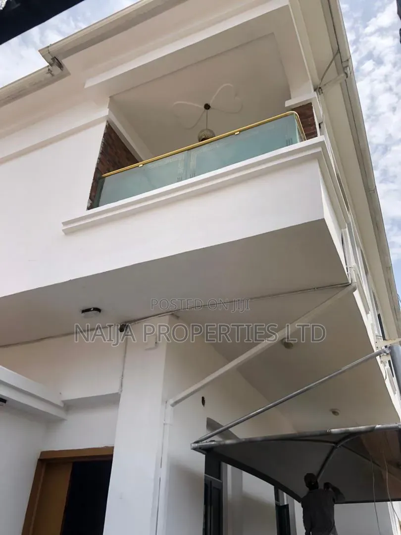 4bdrm Duplex in Osapa London for rent