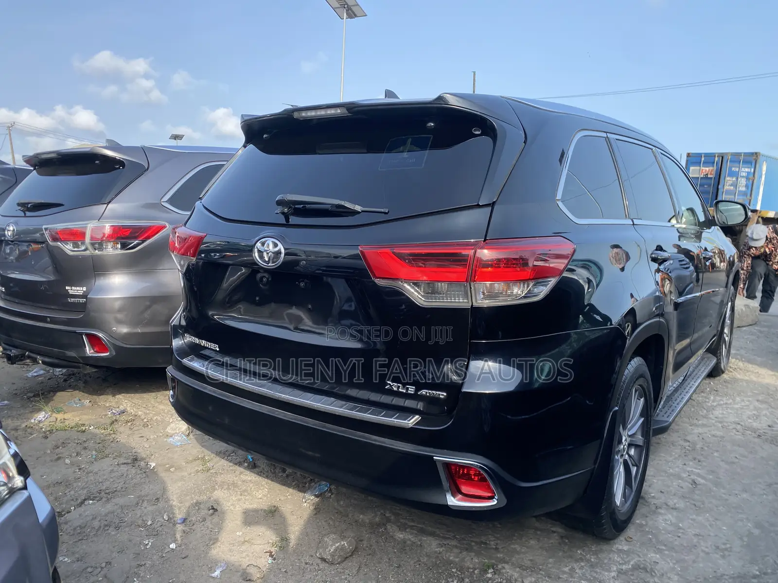 Toyota Highlander XLE 4x2 V6 (3.5L 6cyl 8A) 2018 Black