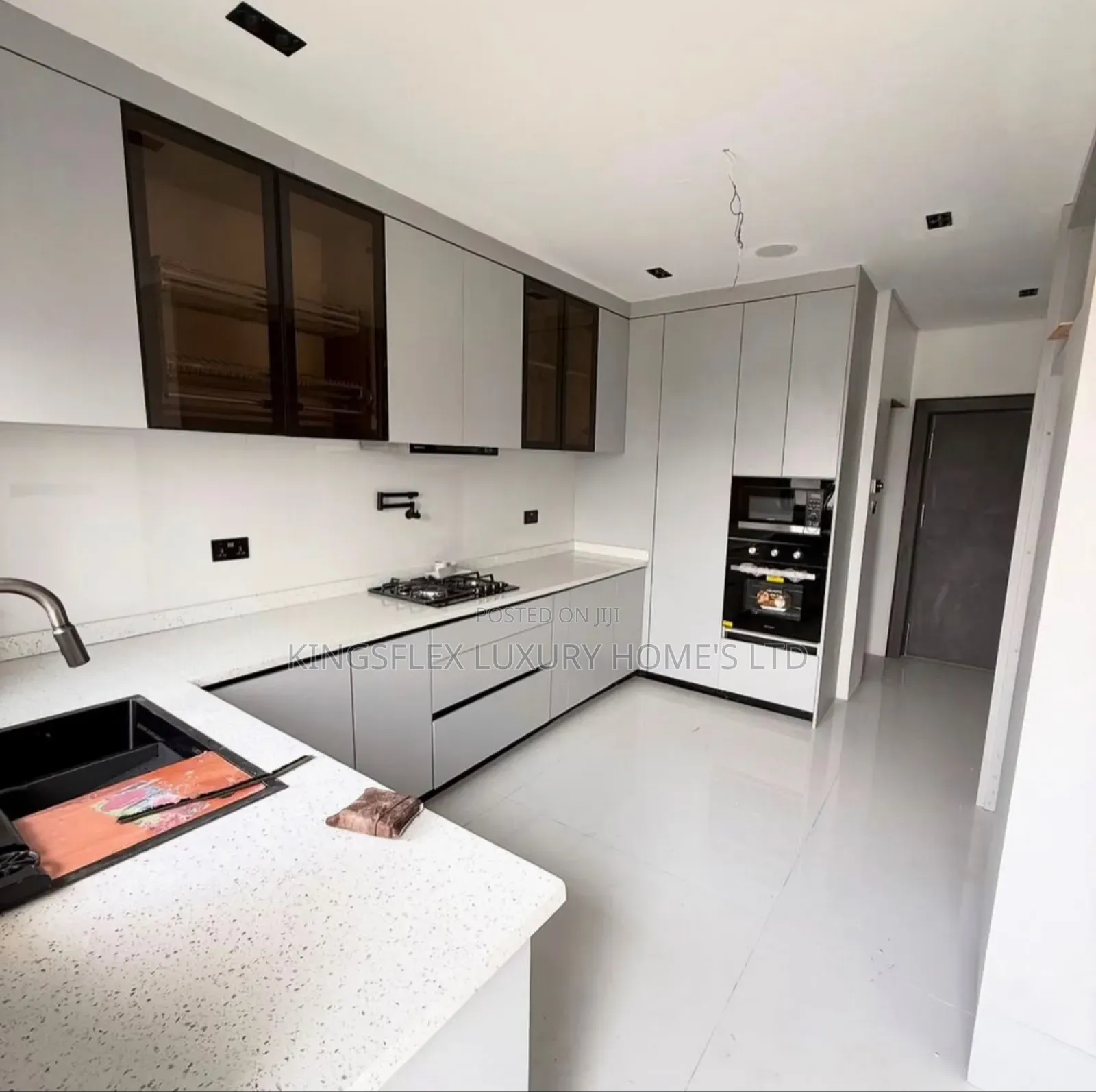 3bdrm Apartment in Jahi for sale