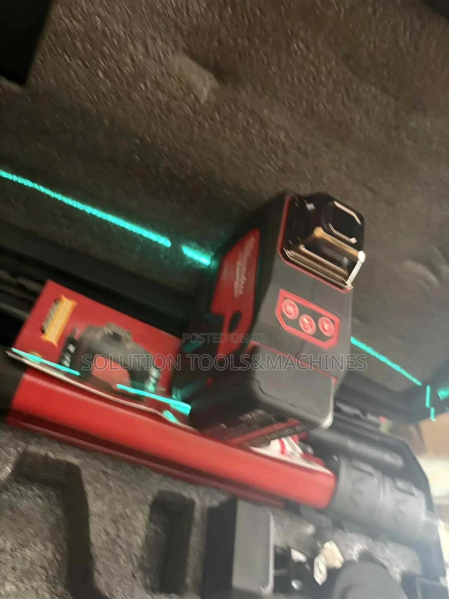 Milwaukee Laser Level Light With Speaker