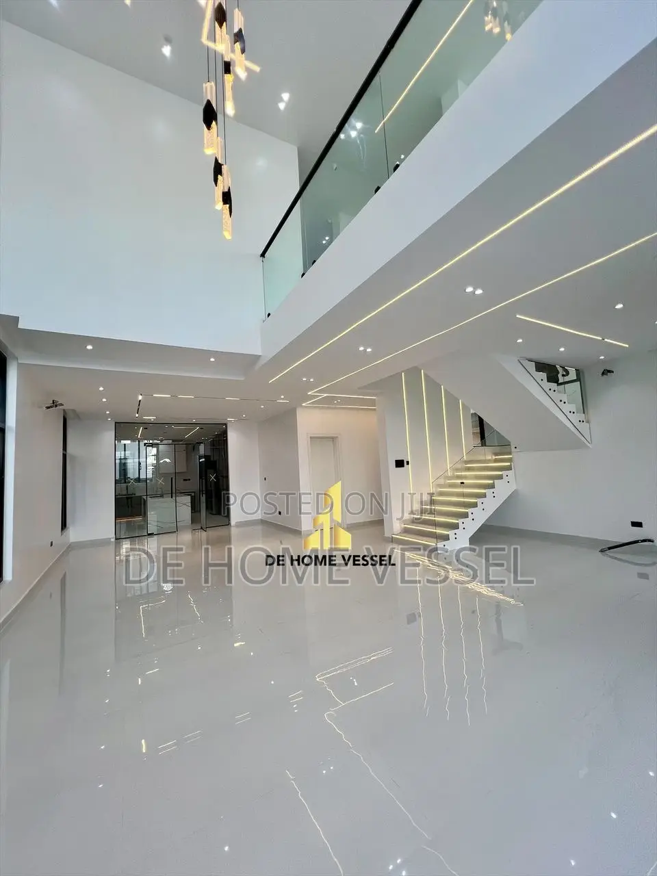 5bdrm Duplex in Ikota for sale