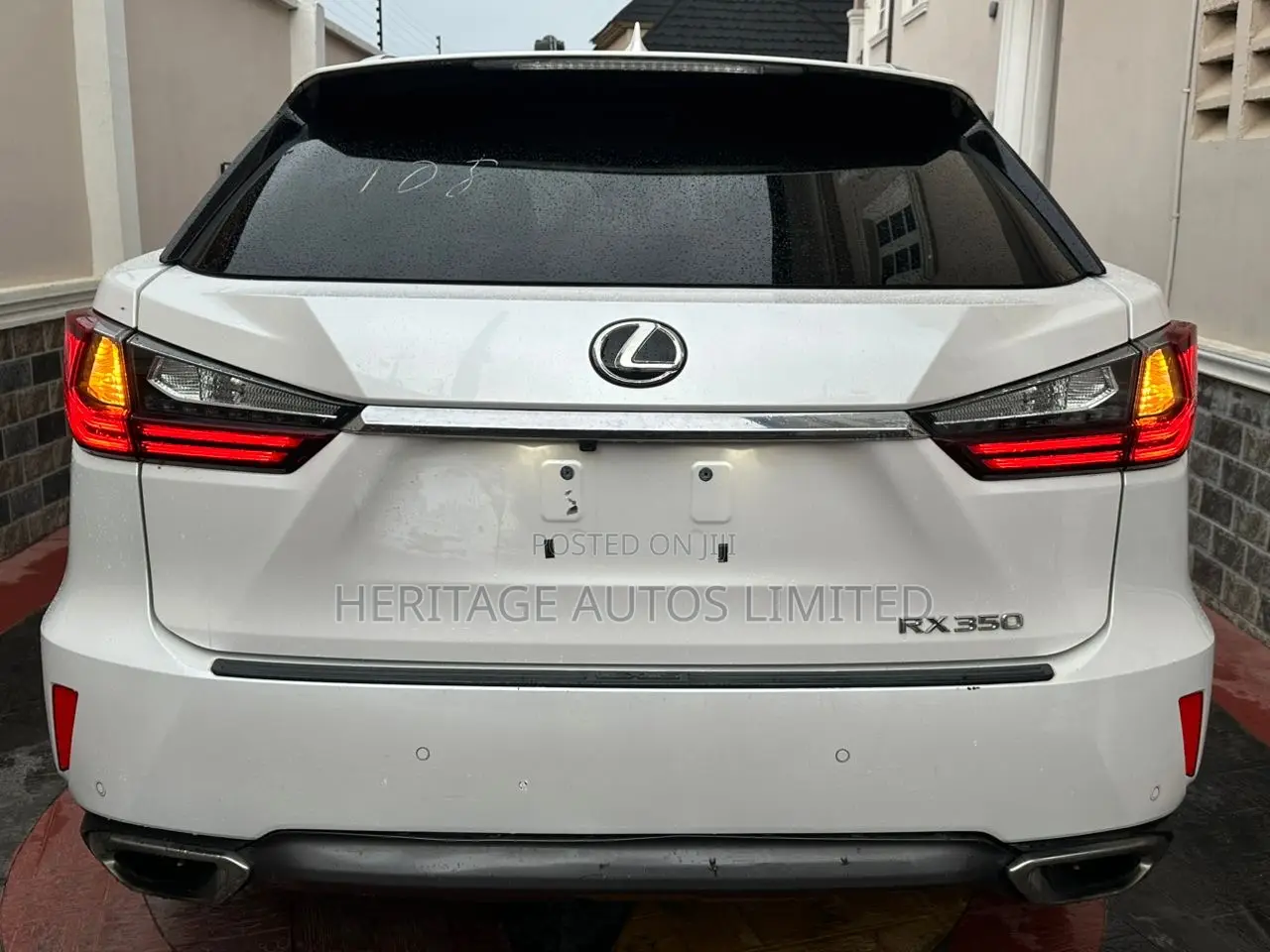 Lexus RX 350 FWD 2017 White