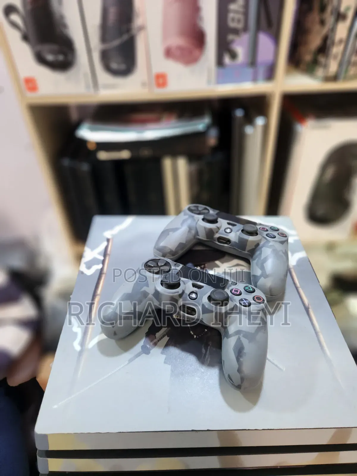 Neatly Used Ps4 Pro Plus Free Games