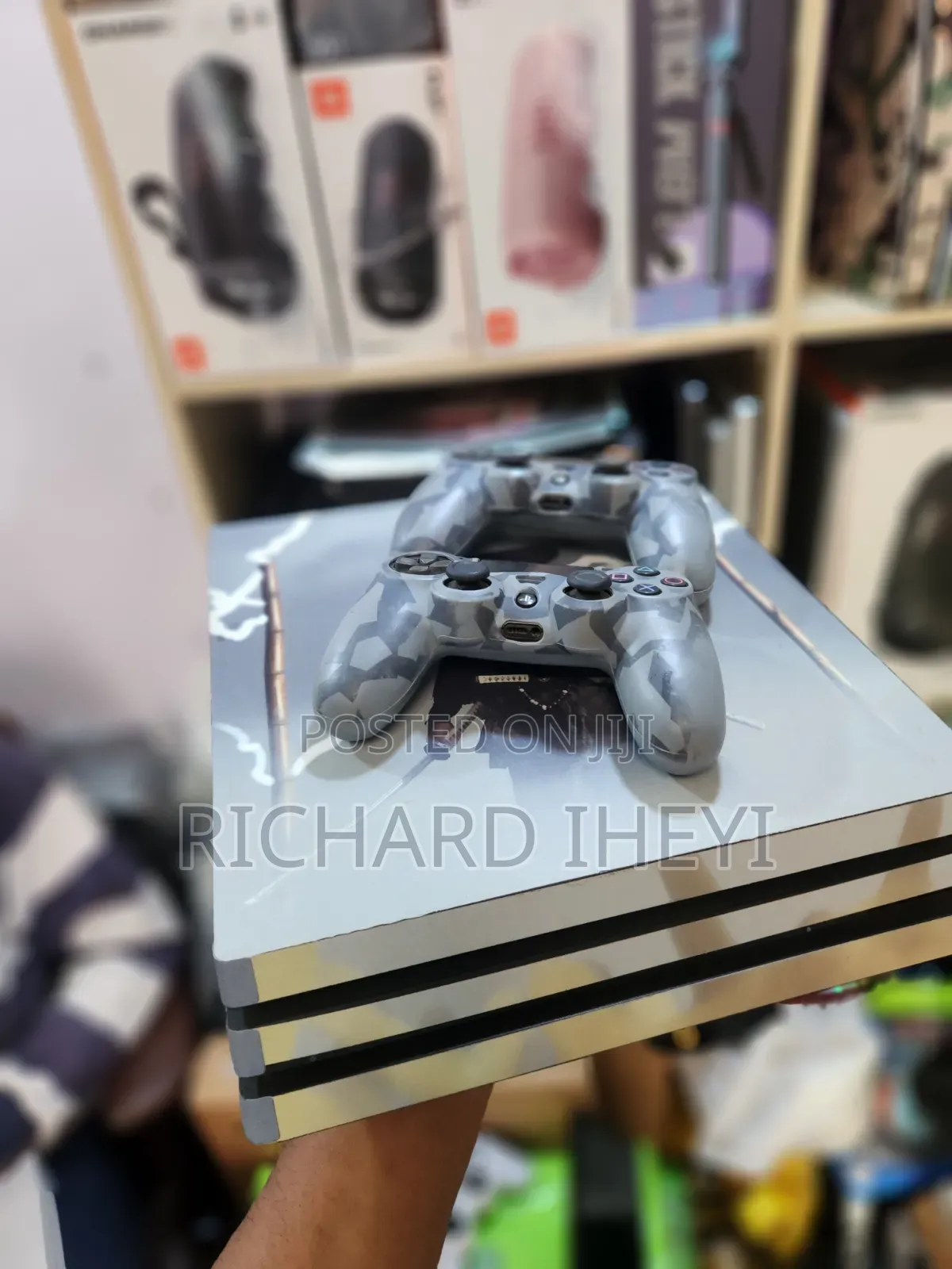 Neatly Used Ps4 Pro Plus Free Games
