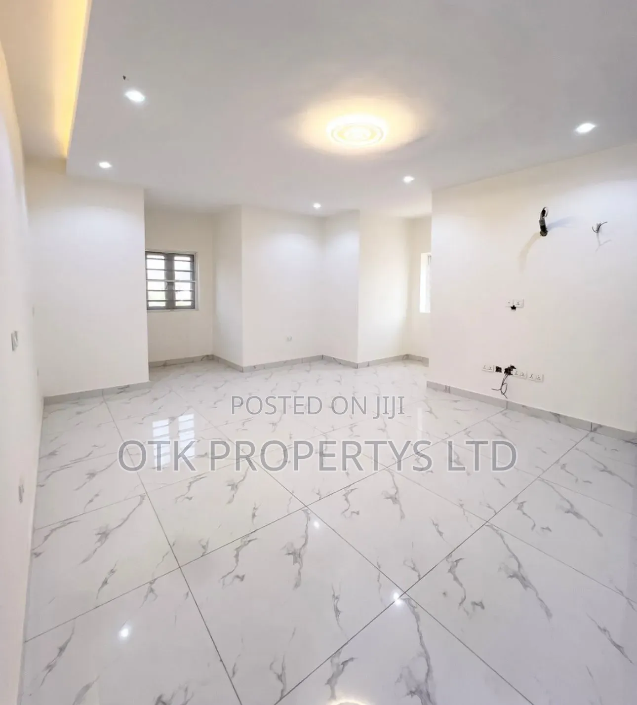 7bdrm Duplex in At Efab Metropolis, Life Camp for sale