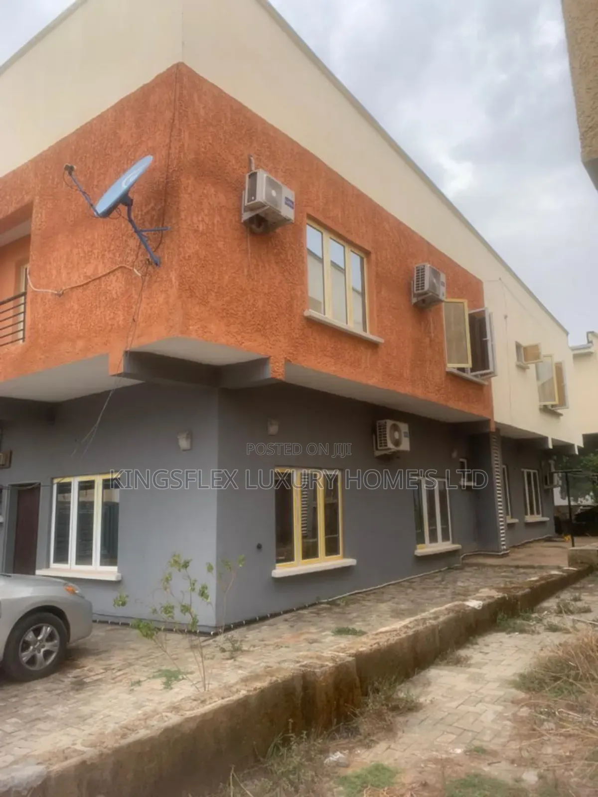 4bdrm Townhouse/Terrace in Estate, Life Camp for sale