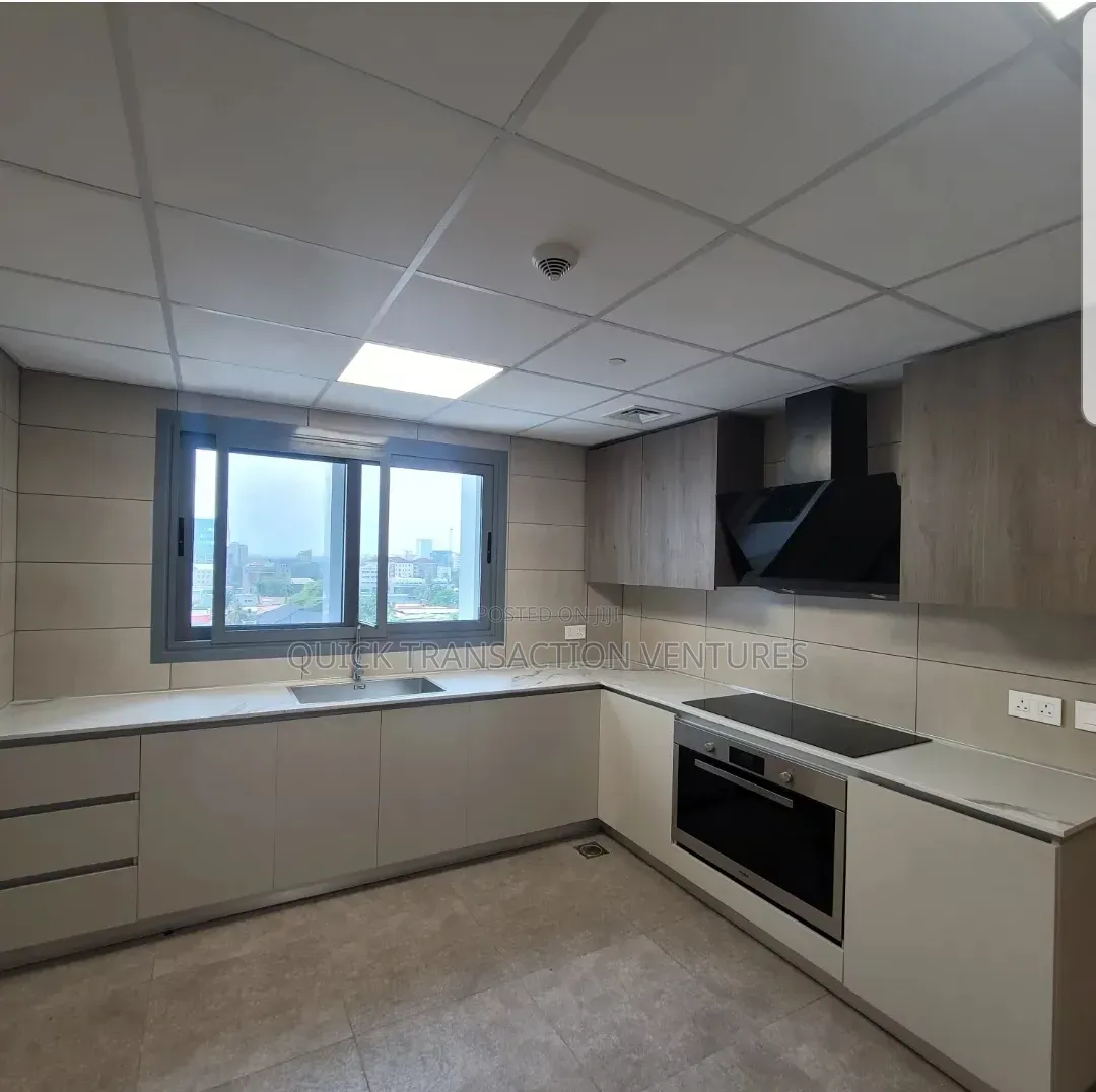 3bdrm Apartment in La Tour, Ademola Adetokunbo for rent