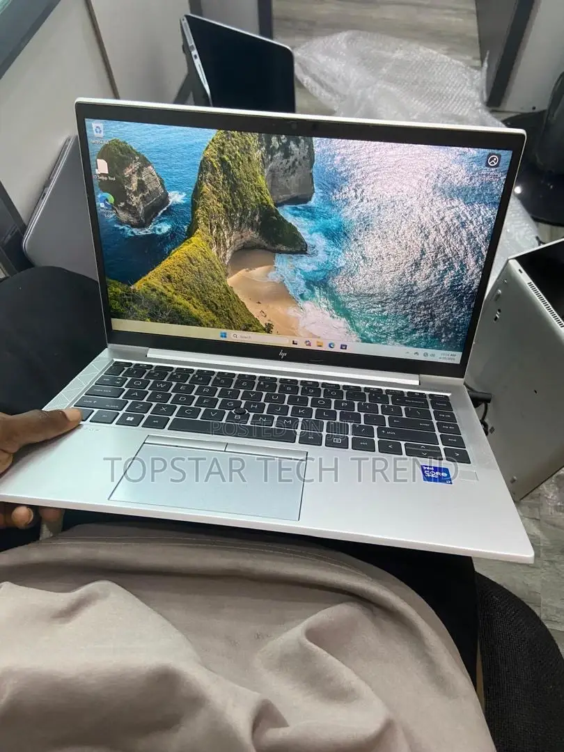 Laptop HP EliteBook 840 G8 16GB Intel Core i7 SSD 256GB