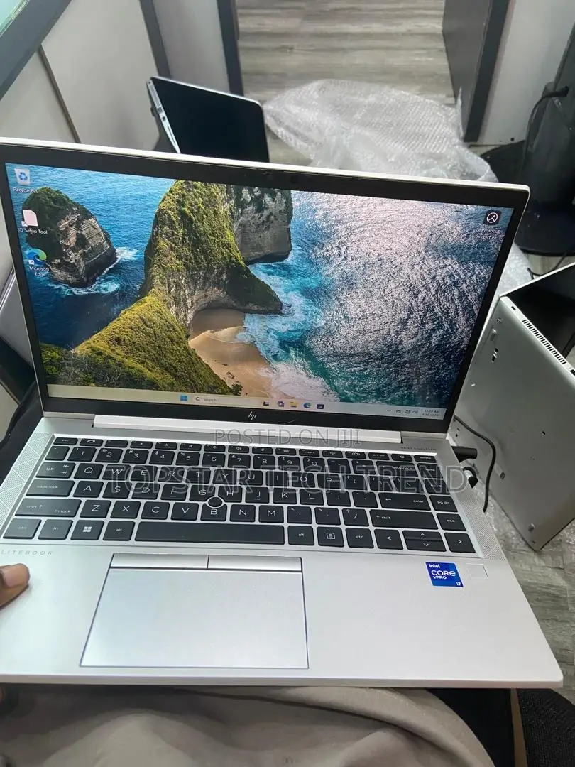 Laptop HP EliteBook 840 G8 16GB Intel Core i7 SSD 256GB